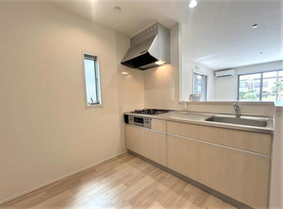 【キッチン】 | 光町２丁目戸建（ヒカリチョウニチョウメコダテ）