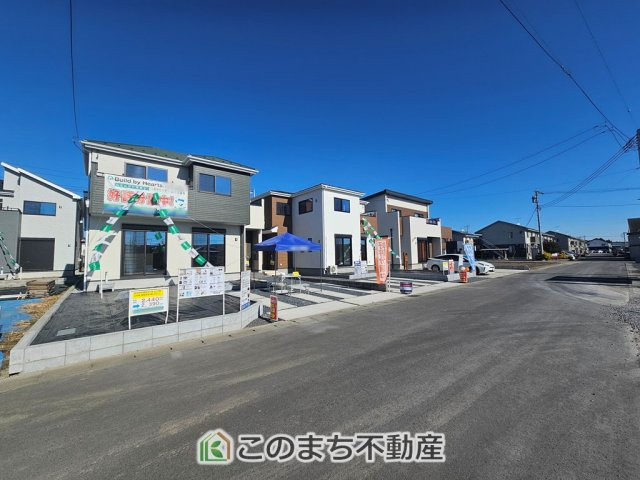 いろどりアイタウン栃木市平柳町3丁目22-P2　8号棟の前面道路含む現地写真|前面道路含む現地写真