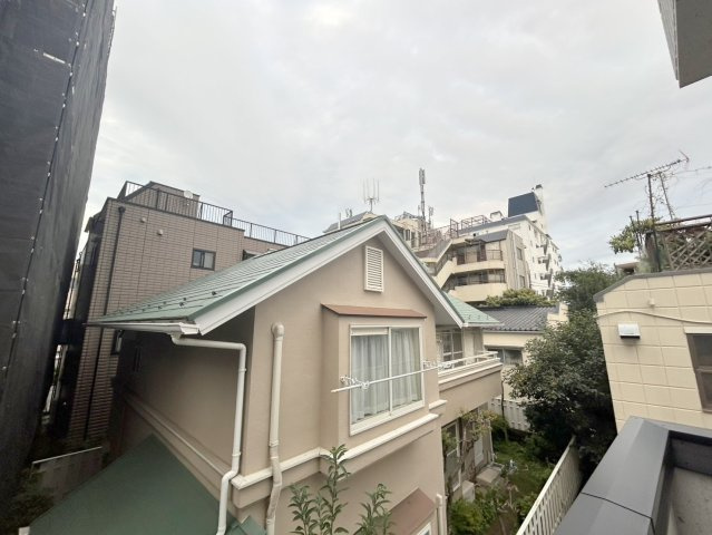 Ｌｉｖｉｎｇ　Ｂａｓｅ　８の展望|★バルコニーからの景色です★