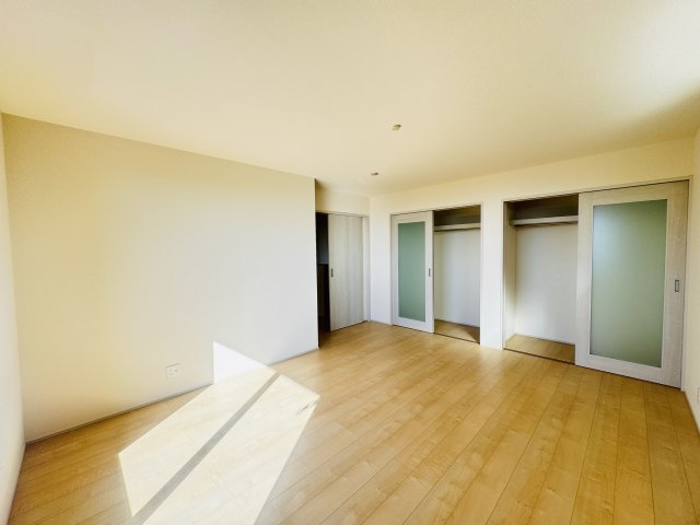 新築　前橋市富士見町時沢第4　１号棟の収納|現地写真　それぞれのお部屋に収納スペースがあるのでお片付け上手で室内もスッキリ♪
