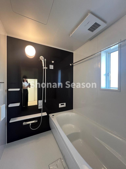 【浴室】 | 雨の多い季節も洗濯物が乾く換気暖房乾燥機付きの浴室です◎