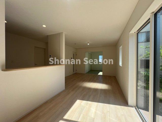 【内装】 | カウンターキッチンは配膳や片付けも楽々です◎