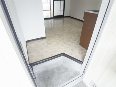 【玄関】 | メゾンドサルビア