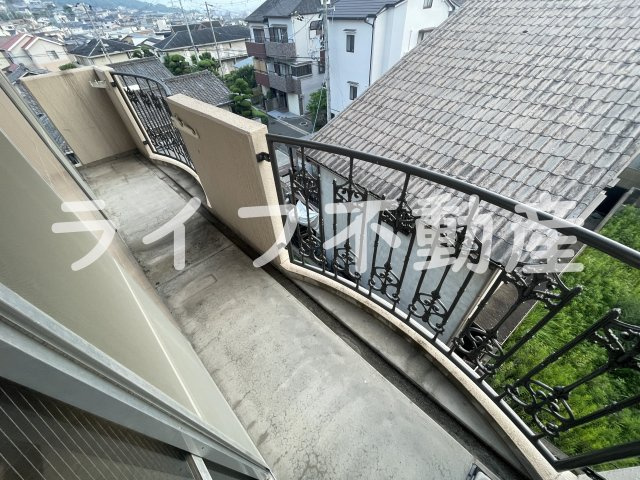 アルザス石切のバルコニー|陽当たり良好なバルコニーです