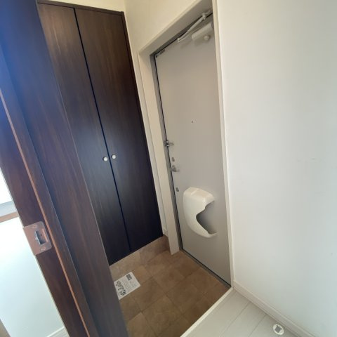 Le Reve東室蘭の玄関