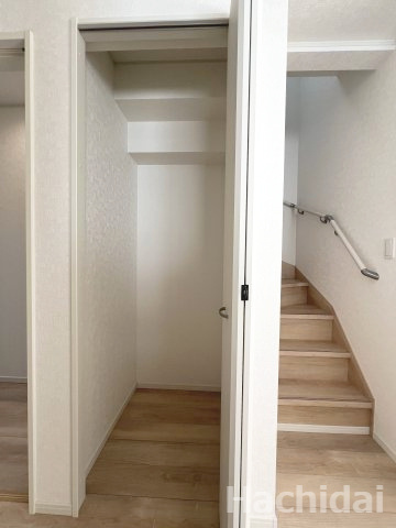 碧南市相生町第1（新築一戸建）の収納