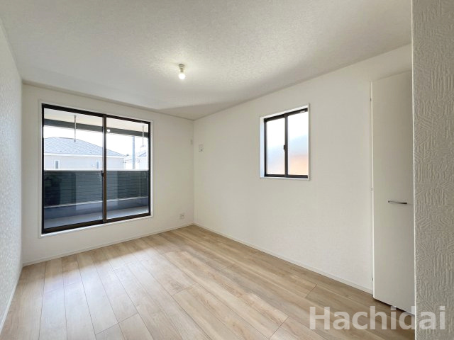 碧南市相生町第1（新築一戸建）の洋室|南側6.5帖洋室