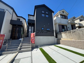 【外観】 | 神戸市垂水区神陵台5丁目　新築戸建1号棟　仲介手数料無料！ | 外観もきれいです