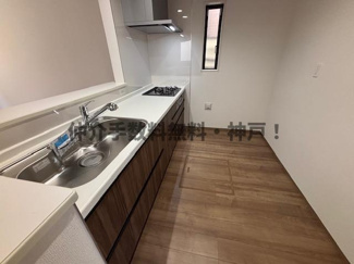 【キッチン】 | 神戸市垂水区神陵台5丁目　新築戸建1号棟　仲介手数料無料！ | 使いやすいキッチンです