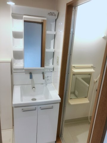 ブロッサムガーデン利平治の洗面所