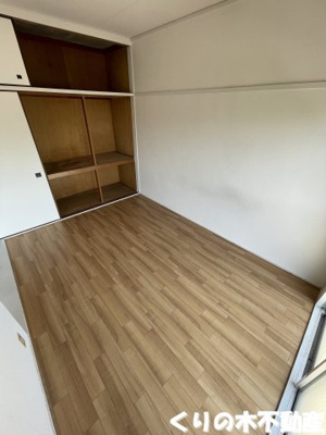 【洋室】 | ヴィラナリー今治3号棟 | コンパクトで使いやすい洋室です