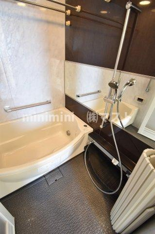 アルグラッド・ザ・タワー心斎橋の浴室