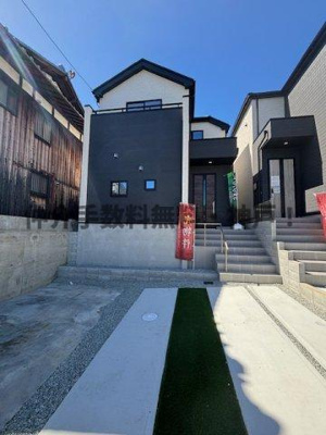 【外観】 | 神戸市垂水区神陵台5丁目　新築戸建2号棟　仲介手数料無料！ | 建物外観を気になさる方へ、見た目の良い物件です