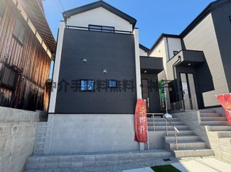 【外観】 | 神戸市垂水区神陵台5丁目　新築戸建2号棟　仲介手数料無料！ | 外はこのようになっています