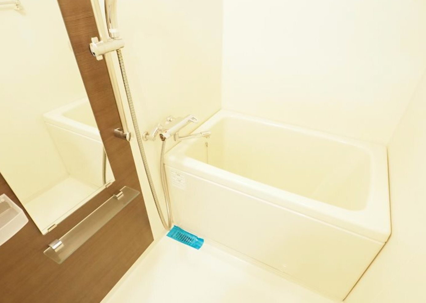 レジディア文京本郷lllの浴室