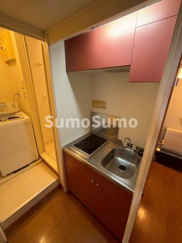 レオパレスクララ九条のキッチン