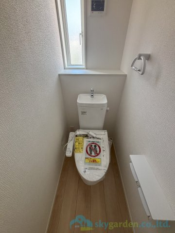 秦野市平沢第17　新築戸建　全1棟1号棟のトイレ