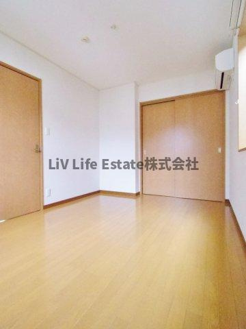 野口町Ｆ邸の洋室