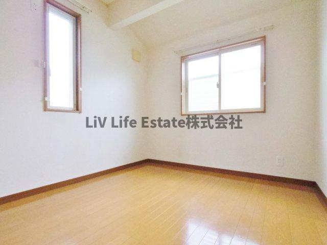 野口町Ｆ邸の洋室