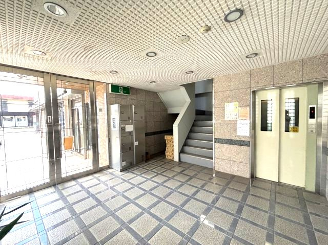 エムズのエントランス