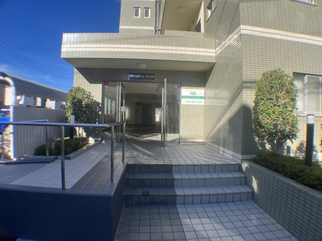 グリーンパークタニグチのエントランス