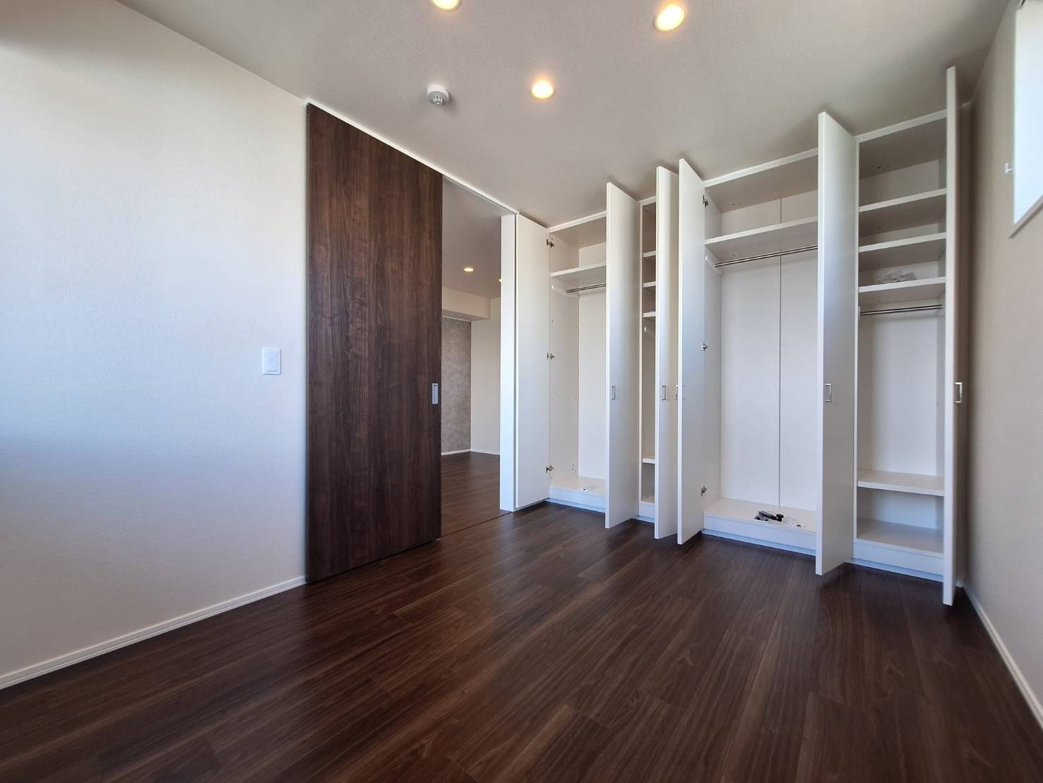 ブラッサム東海岸の洋室