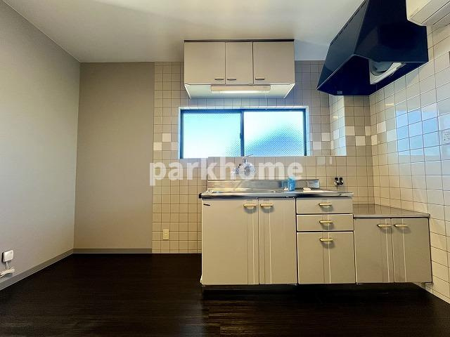 ＳＩＮＡＪＹＵＲＩＭＥ・ＧＲＥＥＮ（シナジュライム・グリーン）のキッチン