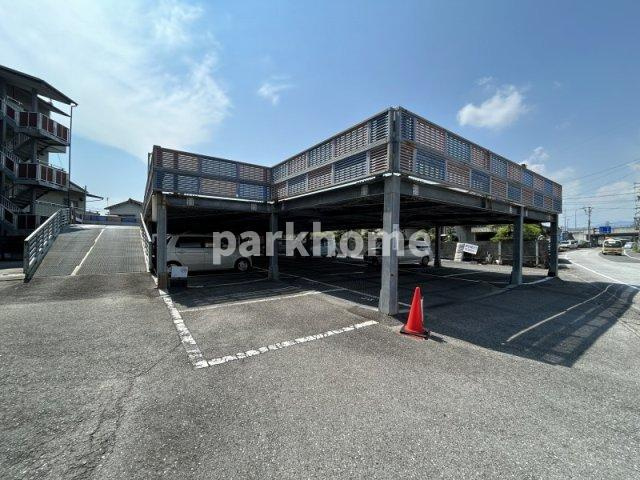 ＳＩＮＡＪＹＵＲＩＭＥ・ＧＲＥＥＮ（シナジュライム・グリーン）の駐車場