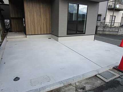 安佐南区緑井７丁目の駐車場