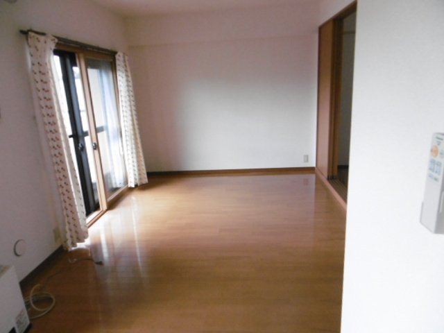 メイブラッサムの居間・リビング