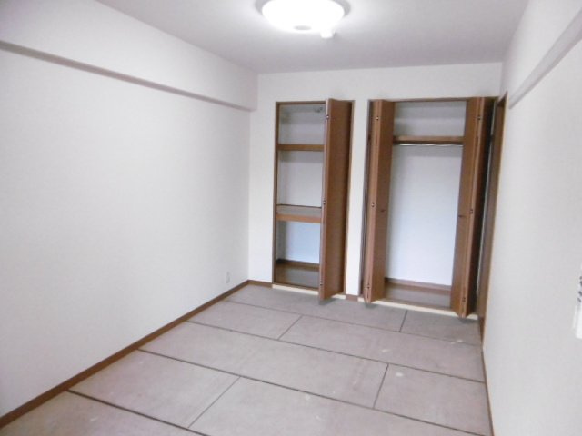 メイブラッサムの和室