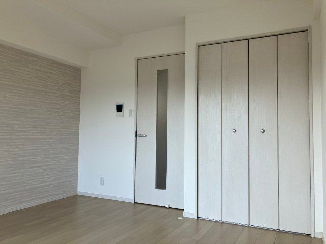 MKT-1の居間・リビング