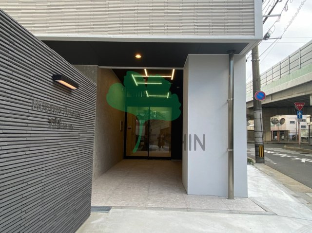 MODERN PALAZZO 美野島NEURO（モダンパラッツォ 美野島ニューロ）のエントランス
