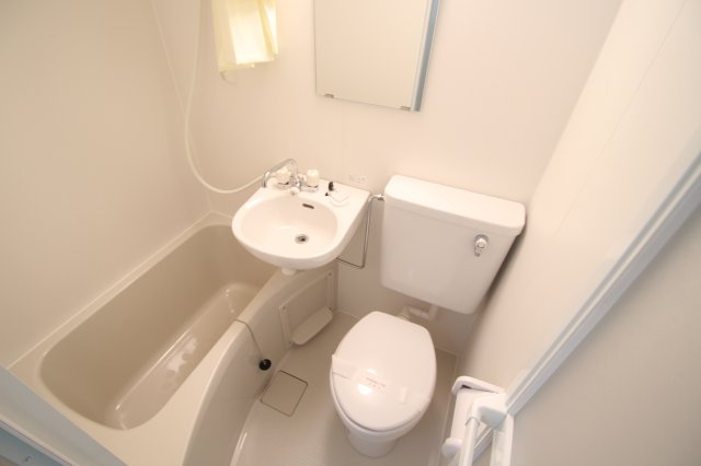 コーポリバーサイドの浴室|※参考写真