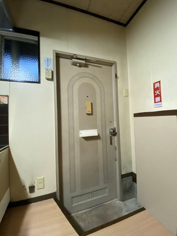 タウニィ白樺Aの玄関