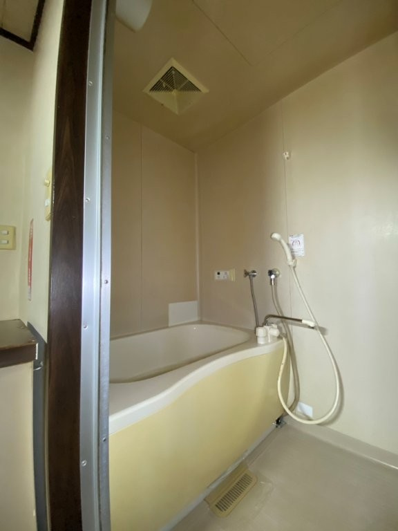 タウニィ白樺Aの浴室