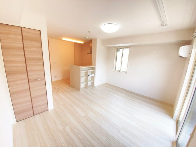 【居間・リビング】 | クレールフラワー