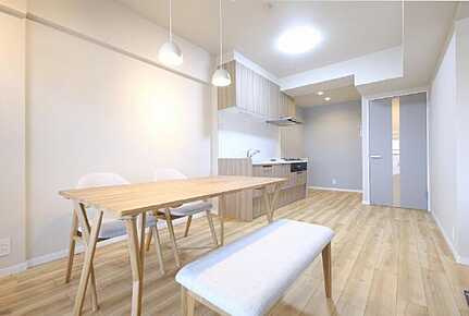 コープ野村新井口の居間・リビング