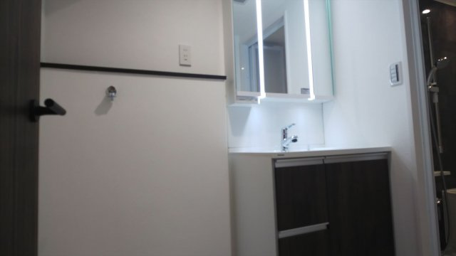 アミング潮江イーストＡ３棟の独立洗面台