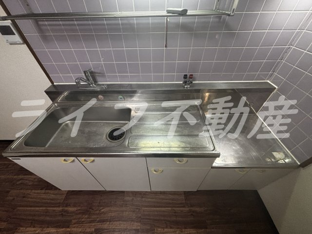 イーストレジデンス永和のキッチン|お料理しやすいキッチンです