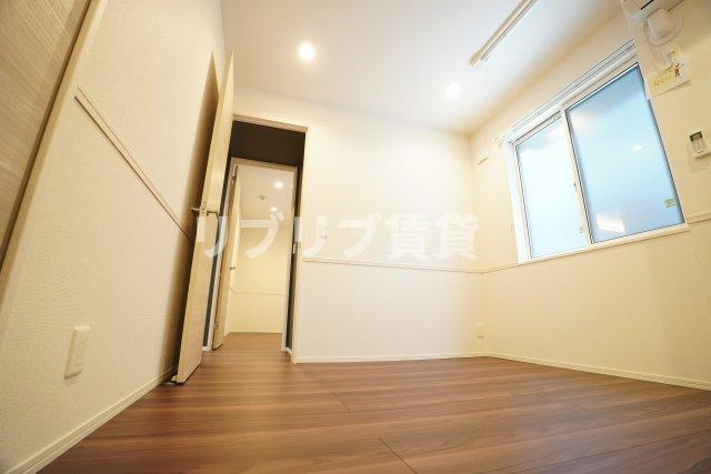 D-ROOM新宿ⅠーＡ棟の洋室