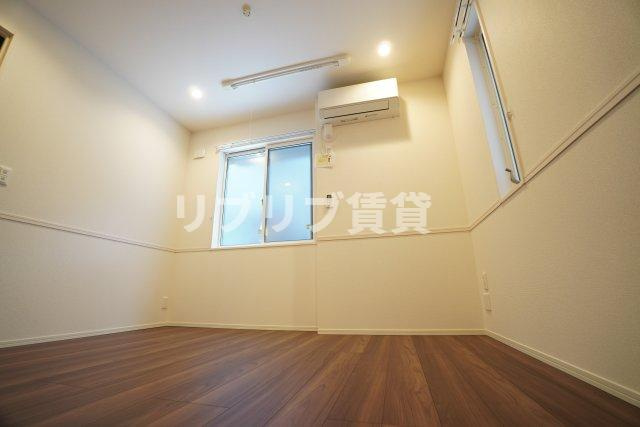 D-ROOM新宿ⅠーＡ棟の洋室