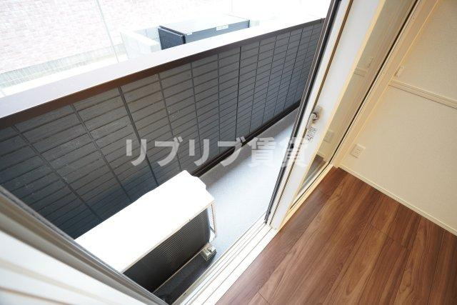 D-ROOM新宿ⅠーＡ棟のバルコニー