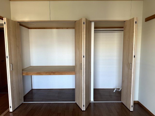 県営伊川谷第2高層住宅1号棟の収納