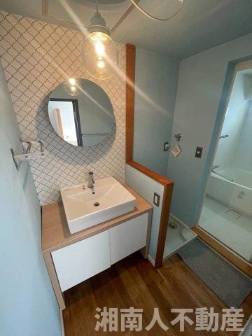 逗子シーサイドハイツの独立洗面台|独立洗面台で身支度をすべて済ませてしまいましょう