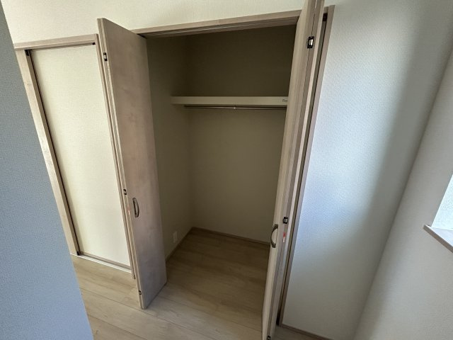 三木市志染町東自由が丘１丁目　　　　　の収納