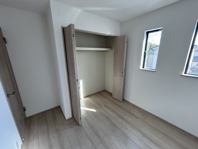 三木市志染町東自由が丘１丁目　　　　　の収納