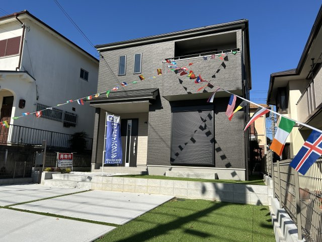 三木市志染町東自由が丘１丁目　　　　　