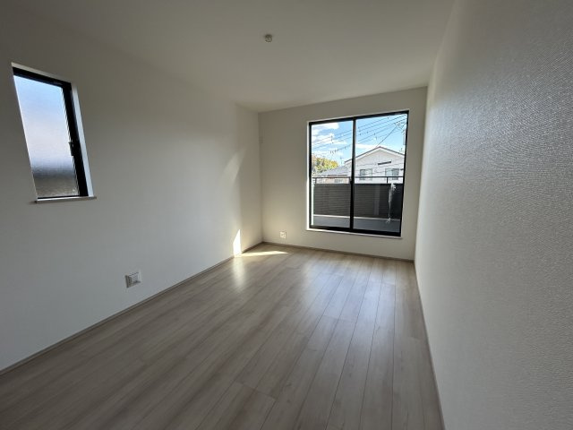 三木市志染町東自由が丘１丁目　　　　　の洋室