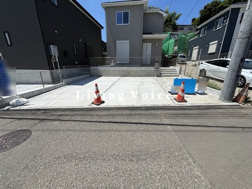 【駐車場】 | 【仲介手数料０円】伊勢原市沼目4丁目　新築一戸建て　全5棟 | 伊勢原市沼目4丁目　新築一戸建て　全4棟